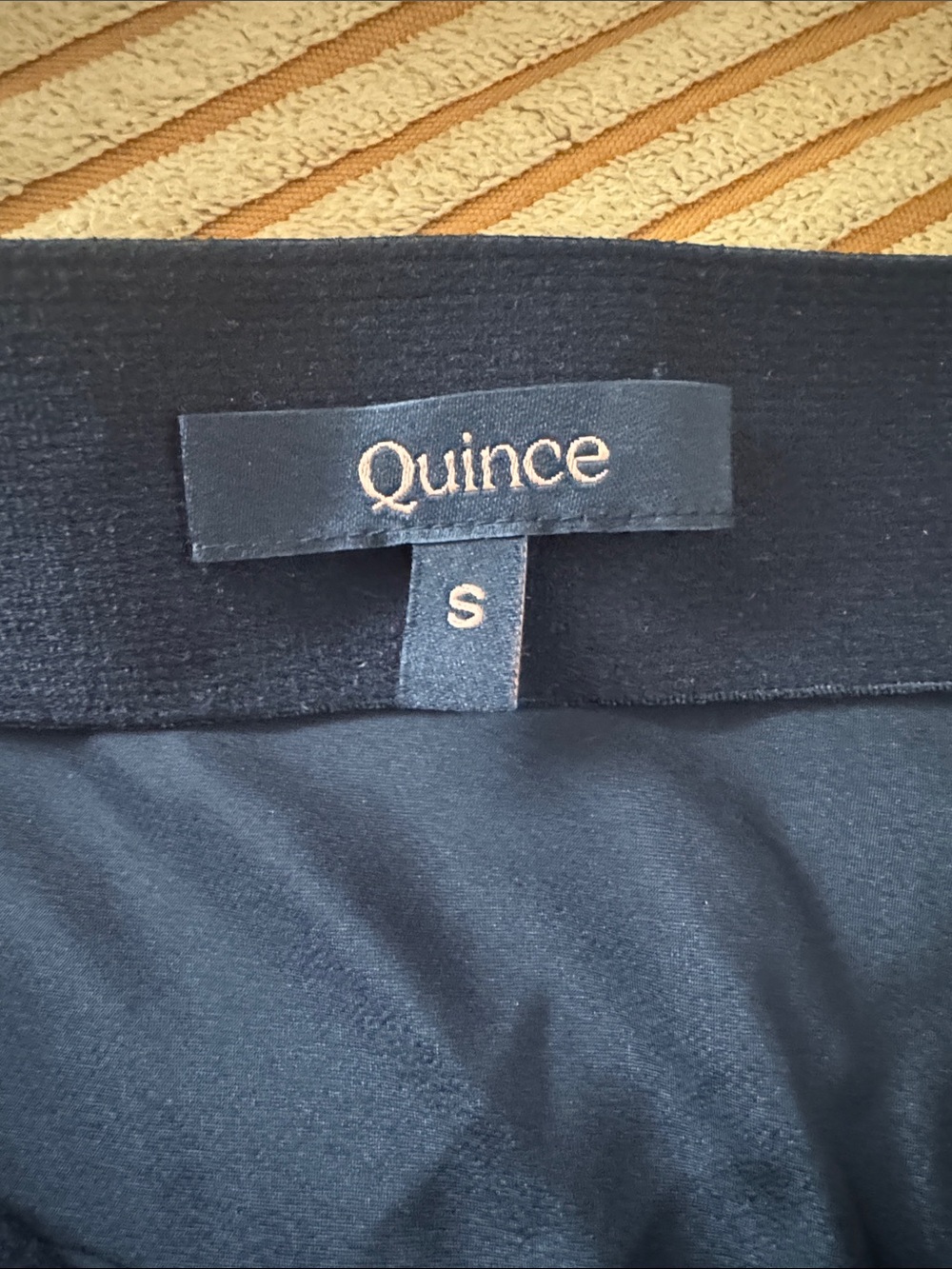 Quince 100% washable black midi skirt - Picture 3 of 3